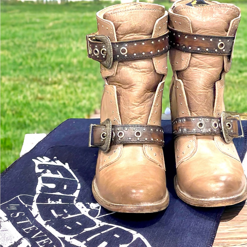 FreeBird Selina Tan Booties